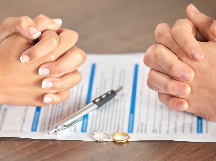 Modificación de medidas y ejecución de sentencia en España Cuánto cuesta abogado de divorcio en España